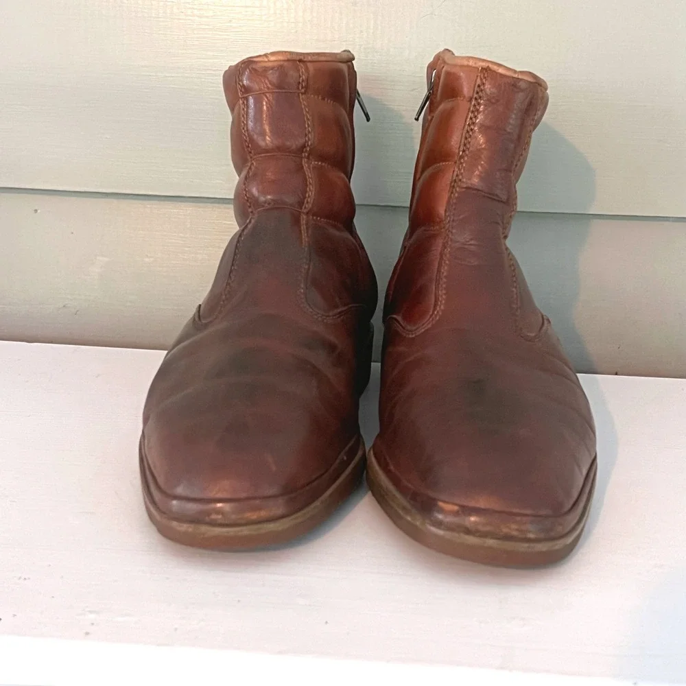 The Florsheim Shoe Beetle Boots Zip Vibram Vintage 8.5‎ D Chevron Hipster